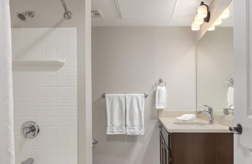 West Yellowstone Condo | Worldmark West Yellowstone 1minute to Gate! queen or 2twins 2ndBR BEST IN TOWN!