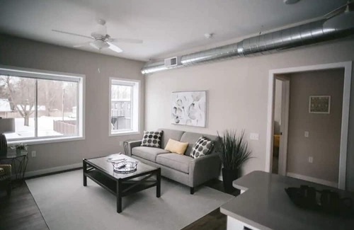 Bridgman House | The Driftwood (Room #16)