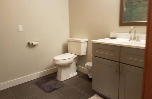 Bangor Apartment | Safe, secure, centrally located 1 bdr apartment