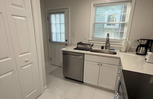 Durham Apartment | New Cozy Durham 2 Bedroom Home B