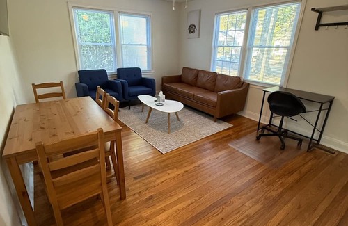 Durham Apartment | New Cozy Durham 2 Bedroom Home B