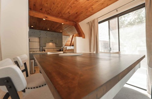 Three Rivers Cabin | Sequoia Vintage A-frame River Retreat