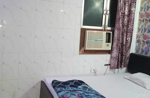 Kanpur Hotel | Hotel Yash Palace Kanpur