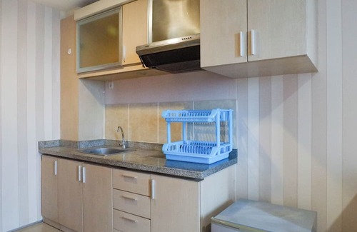 Siwalankerto Apartment | Best Price Studio Near Petra University At High Point Serviced Apartment
