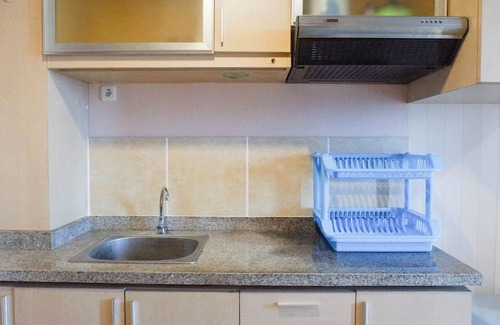 Siwalankerto Apartment | Best Price Studio Near Petra University At High Point Serviced Apartment