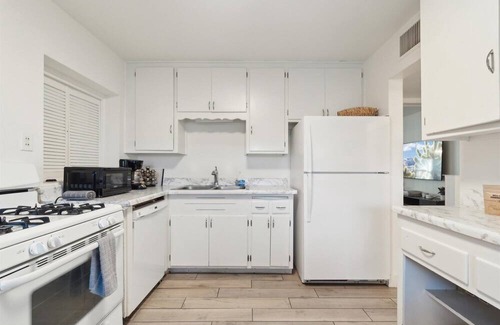 Cavalier Vista House | *5 Min to Old Town | Huge Backyard! | Golf 3 Min*