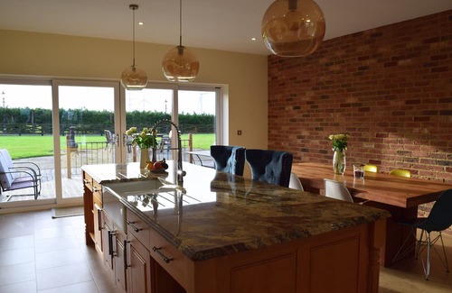 Carlton-in-Cleveland Other | Contractor Accommodation - sleeps up to 14 people