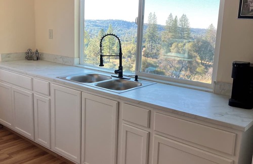 Fiddletown Cabin | Cottage at Deer Run