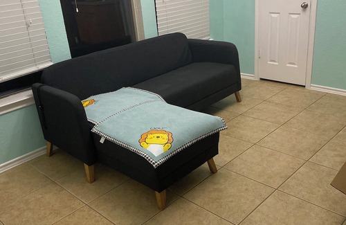 Houston House | Pet friendly lovely house room 3 shared bathroom