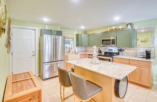 Umatilla Cottage | Cottage 13 Mi to Dtwn Mount Dora!