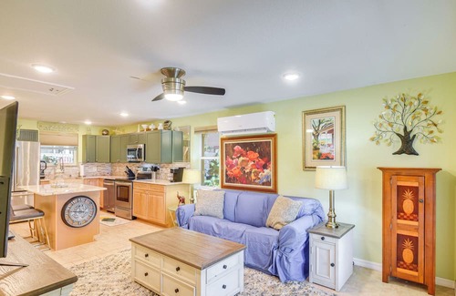 Umatilla Cottage | Cottage 13 Mi to Dtwn Mount Dora!