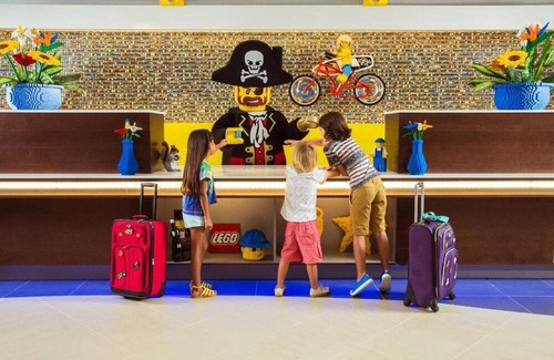 Cypress Gardens House | Family Dream Room with Playgrounds Galore | 2 Adventure Theme Rooms w/ Pool