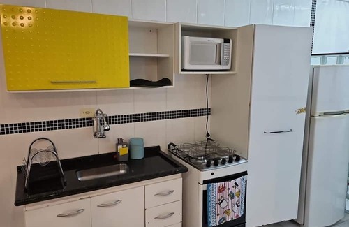 Tombo Apartment | Rest 100m from Tombo Beach, pet friendly with WI-FI