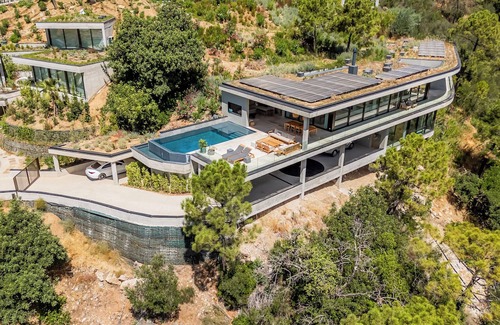 Benahavis Villa | Villa Discreta, Monte Mayor Country Club, Benahavís