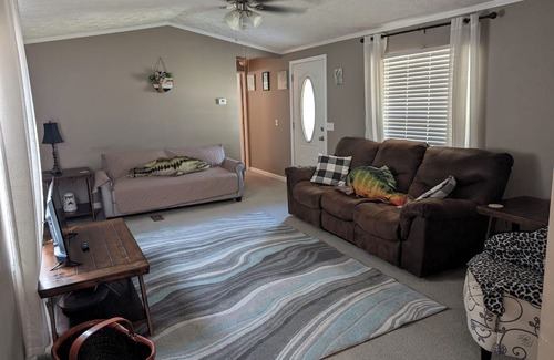 Summerton House | Charming 2-BR 2BA on Lake Marion- John C Landing -Cuddo Summerton SC