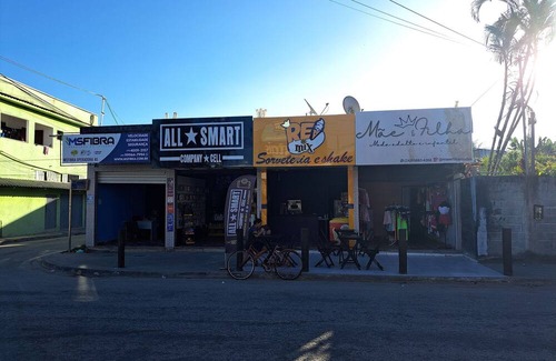 Itinga House | Suite 1 Simple with comfortable air conditioning Bracuí Beach