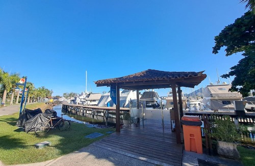 Itinga House | Suite 2 Simple WITH comfortable air conditioning Bracuí Beach