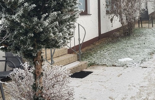 Niedenstein Apartment | The green meadow - D&B staycation Resort