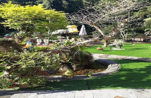 Ubatuba Condo | Enjoy nature in this cozy suite: air conditioning, Wi-Fi, TV, barbecue.manual