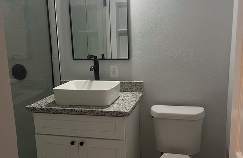 Chalmette Apartment | Charming 2-bedroom apartment with WiFi, AC in peaceful Chalmette