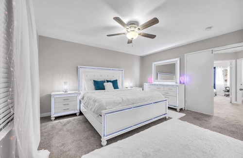 El Capitan Ranch House | **Ultimate Vegas Retreat**: Experience spacious luxury perfect for group