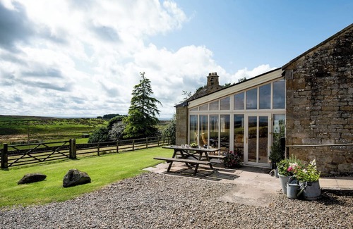 Haydon Bridge Cottage | Near Hadrians Wall - Hexham - Large Country Cottage - Tranquil 3 Bed 3 Bathrooms