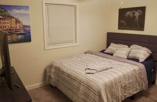 Heron Walk House | Cozy 2 Bedroom House with Recording Space in Nashville