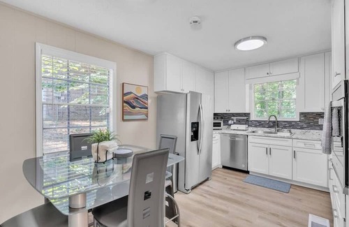 New Castle House | NEW LISTING! Monterey Retreat (3-Bedroom Home) by RedAwning