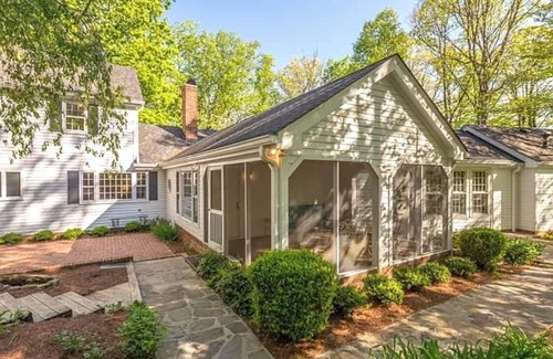 Lookout Mountain House | 11 Bdrm ~🏠🏡Mostly 1 Story 29ppl! RETREATS, FIRETABLE🔥Lkt Mtn 5acre