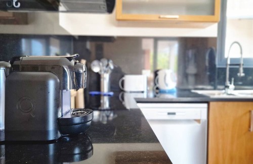 Sao Roque House | Mon Rêve Portugais by LovelyStay