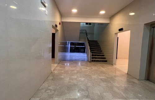 Al Harra Al-Sharqiah Apartment | 4-bedroom apartment in delightful Madinah with AC, WiFi. Enjoy your stay