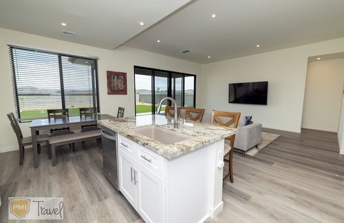 Prescott Valley House | *Newly Listed *Spacious *Family Friendly *Modern