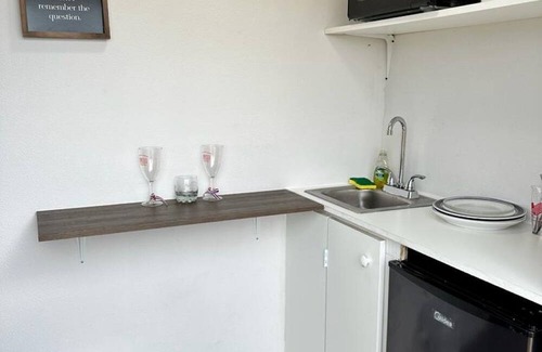 Jacksonville Cabin | Cozy cabin in enchanting Jacksonville with WiFi, AC