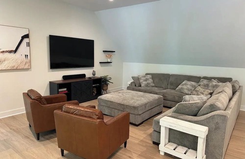 Ridgeville House | Serenity at the Lowcountry Loft - 3-bedroom barn in Ridgeville