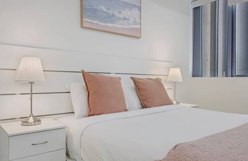 Harris Park Apartment | Cozy 2B2B AT heart of Parramatta