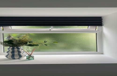 Rastrick Apartment | Cozy Studio in Brighouse