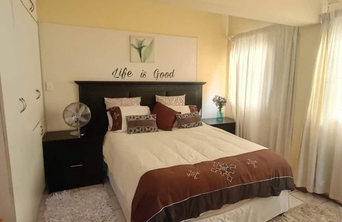 Pinetown House | 6 On Beacon Place Ptn