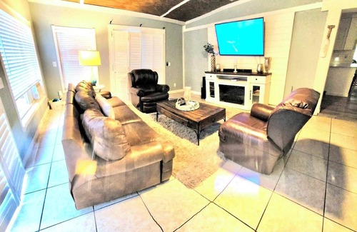 Wimauma Villa | Coastal Farmhouse Villa