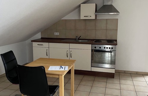 Weidenbach Apartment | 70qm Wohnung in Weidenbach für Monteure Studenten Oder als Ferienwohnung