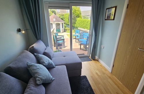 St. Mawes Cottage | Sunnybanks - a holiday home that sleeps 8 guests in 4 bedrooms