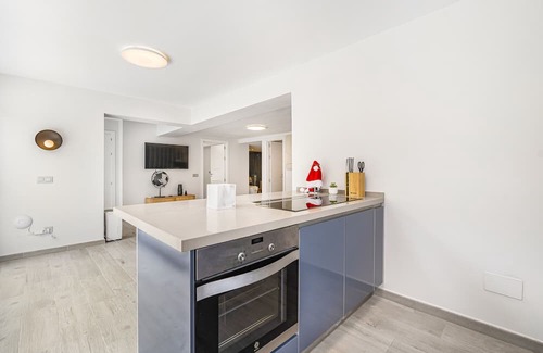 Urbanizacion el Rosario House | Holiday Home 'Casa Bonita' with Mountain View, Wi-Fi and Air Conditioning