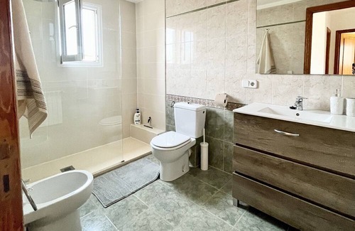 Badia Gran House | Casa Familia Mallorca en Pueblo Costero Para max 4 Viajeros y 2 Niños