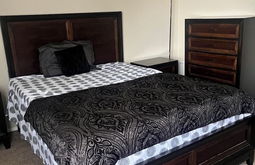 North Olmsted Apartment | A Getaway to a peace of mind ! North Olmsted!