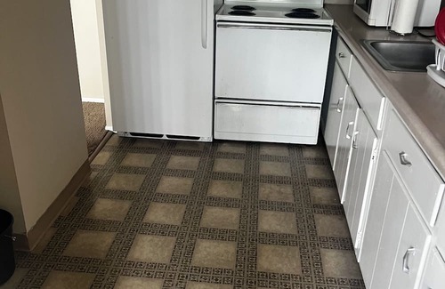 North Olmsted Apartment | A Getaway to a peace of mind ! North Olmsted!