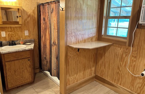 Perkinston House | Charming barn apartment located at Stonnington Farm in Perkinston.