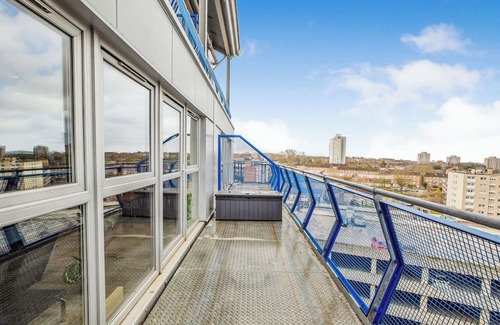 Woolwich Apartment | Clean & modern flat 5mins from Woolwich Arsenal Station-20mins to Central London