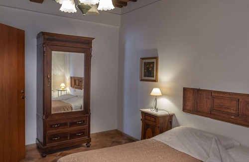 Laterina Apartment | Lovely apartment with pool, WIFI, TV, terrace, panoramic view and parking, close to Arezzo