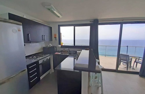Jardim do Mar Apartment | Original Wave House - Oceanfront House in Jardim do Mar. The Most Amazing View!!