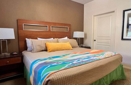 Spring Valley Resort | Luxury one bedroom and one bathroom unit with full amenities