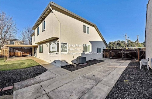 Crossgate House | High Speed Wifi & AC & SelfCkin & Kbed & Fully Furnished #41318